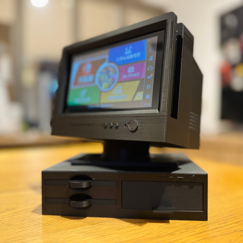 レトロPC風Nintendo Swichスタンド スマホスタンド・スマホ