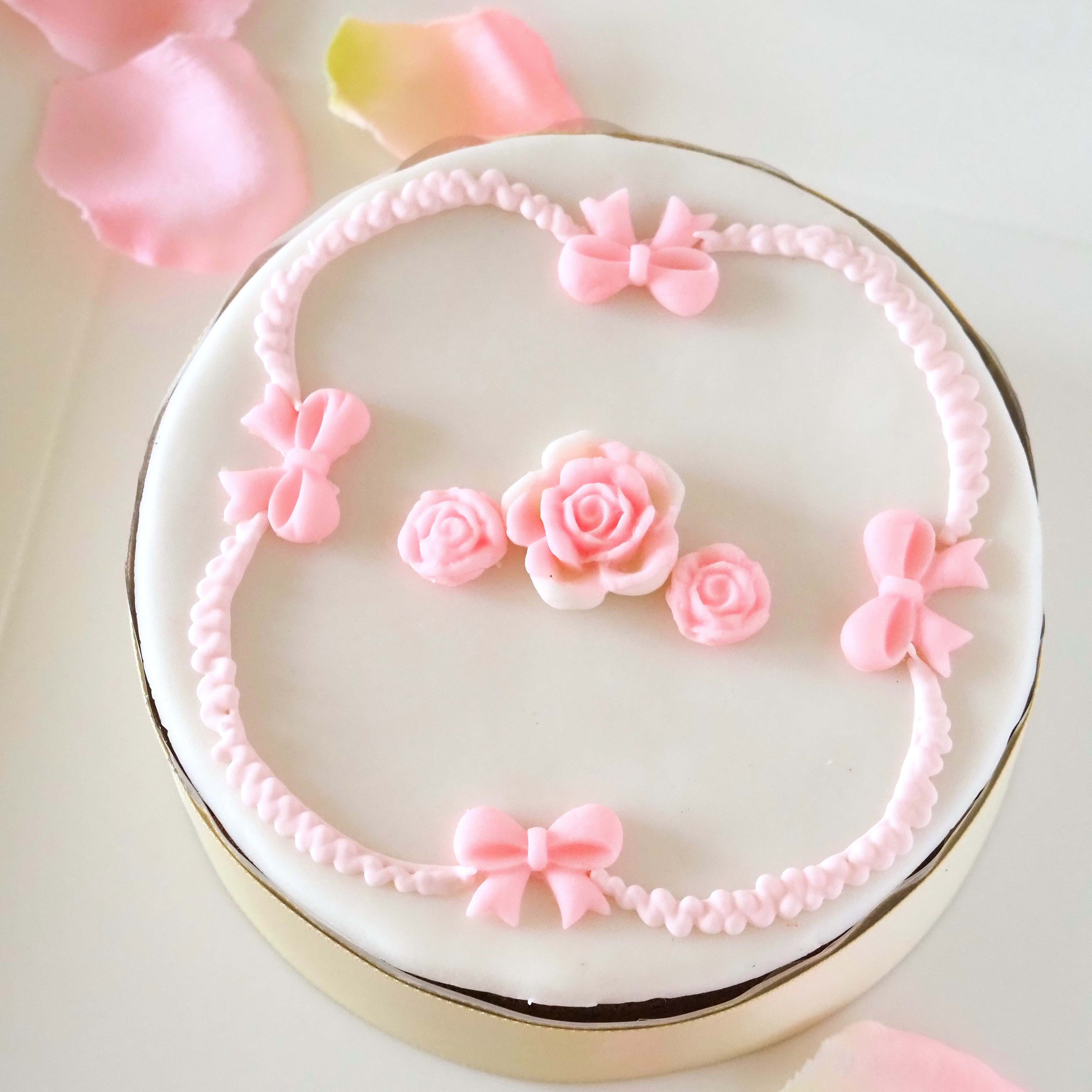 ロマンティックケーキ