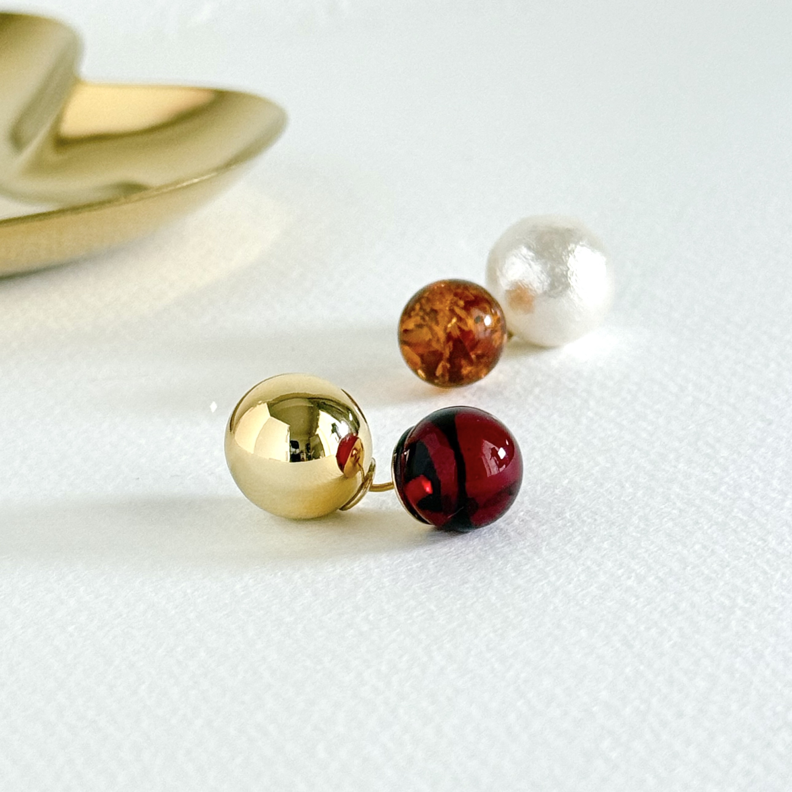 〜琥珀〜Baltic Amberピアス　キャッチ2種セット　サージカルステンレス製