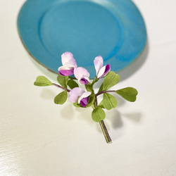 布花スイートピーをちっちゃくしたような野の花のカラスノエンドウのブローチ 6枚目の画像