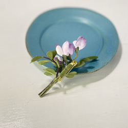 布花スイートピーをちっちゃくしたような野の花のカラスノエンドウのブローチ 9枚目の画像