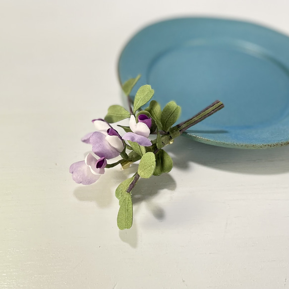 布花スイートピーをちっちゃくしたような野の花のカラスノエンドウのブローチ 8枚目の画像