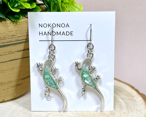 やもりの囁きピアス グリーン 爬虫類アクセサリー ピアス/イヤリング