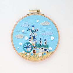 【新作】刺繍キット 「風の文明」《空想街雑貨店》 3枚目の画像