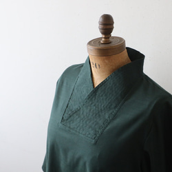 ⁑秋／最終ＳＡＬＥ　上質ギマ擬麻コットン　和装　重ね襟　Vネック シャツ チュニック ゆったり グリーン R43B 7枚目の画像