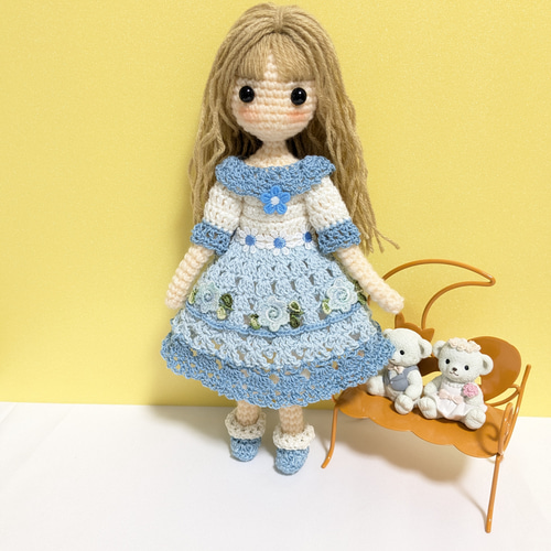 ✿〈受注制作〉ブルードレスの女の子 着せ替えあみぐるみ あみぐるみ