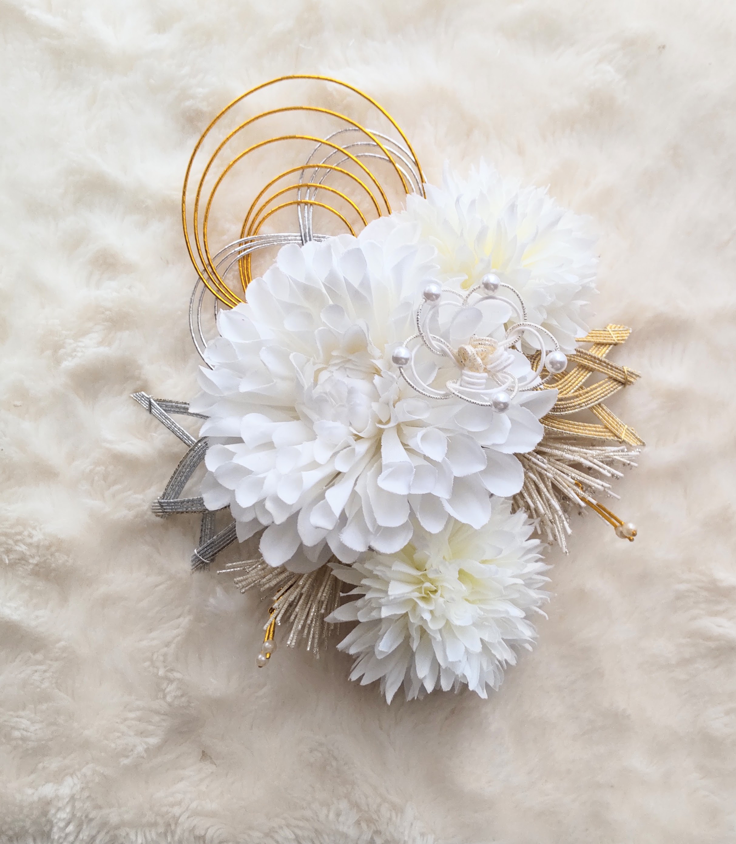 造花髪飾り　　ホワイト系ダリア　マム　松竹