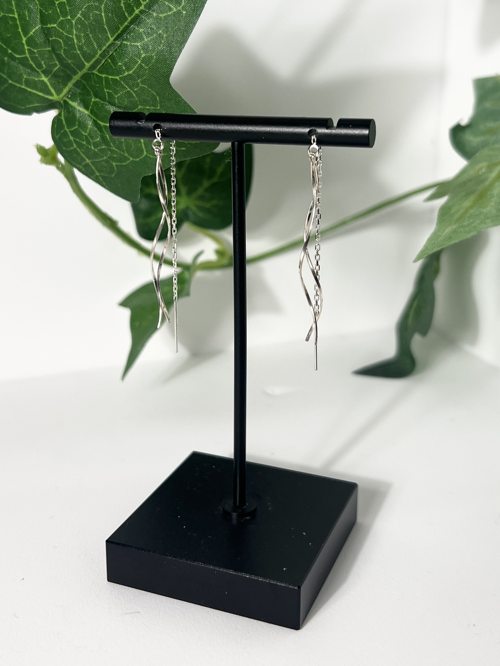 ダブルウェーブバーピアス