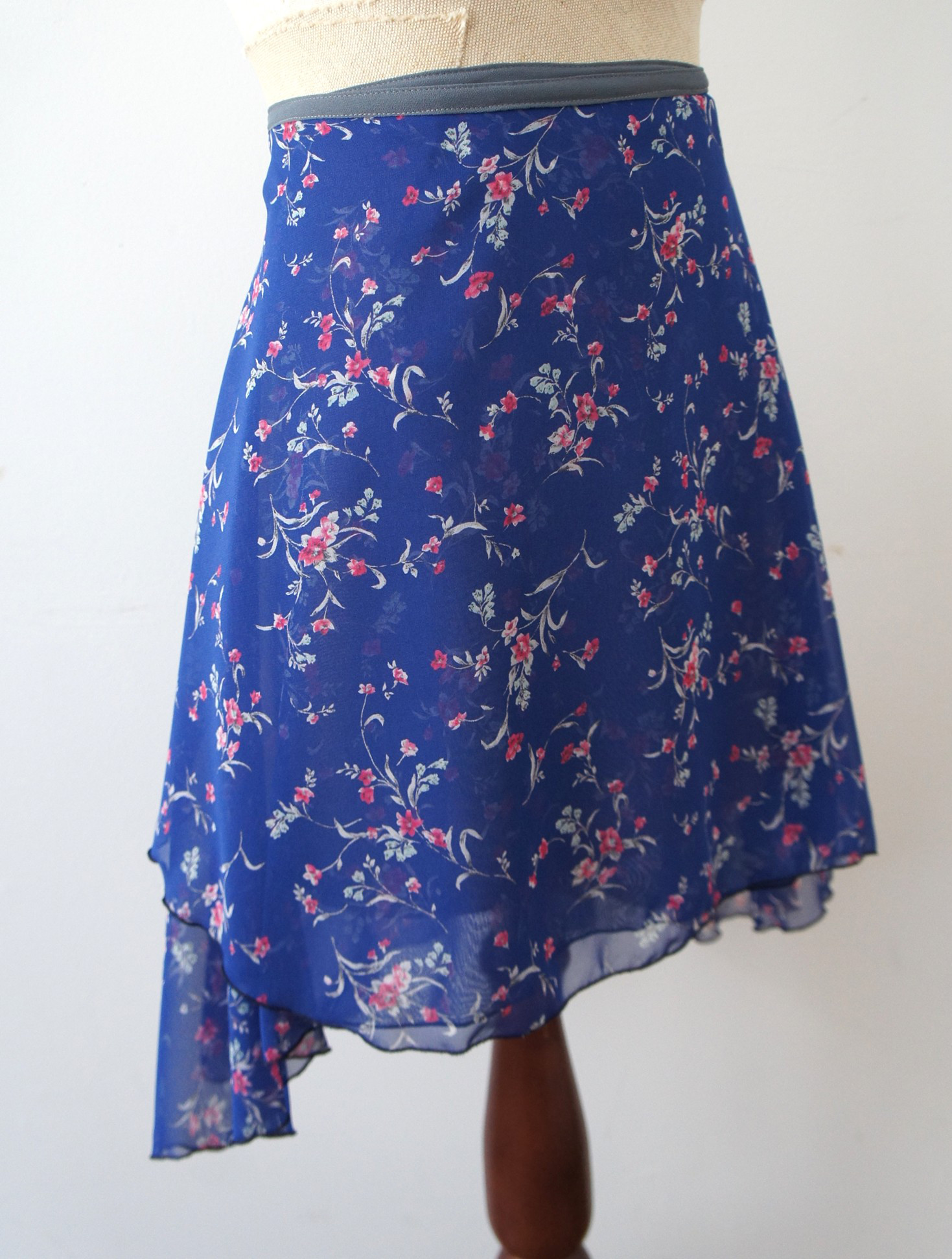 バレエ　ラップスカート[フラワーズ・ブルー48-126] L173  flowers blue