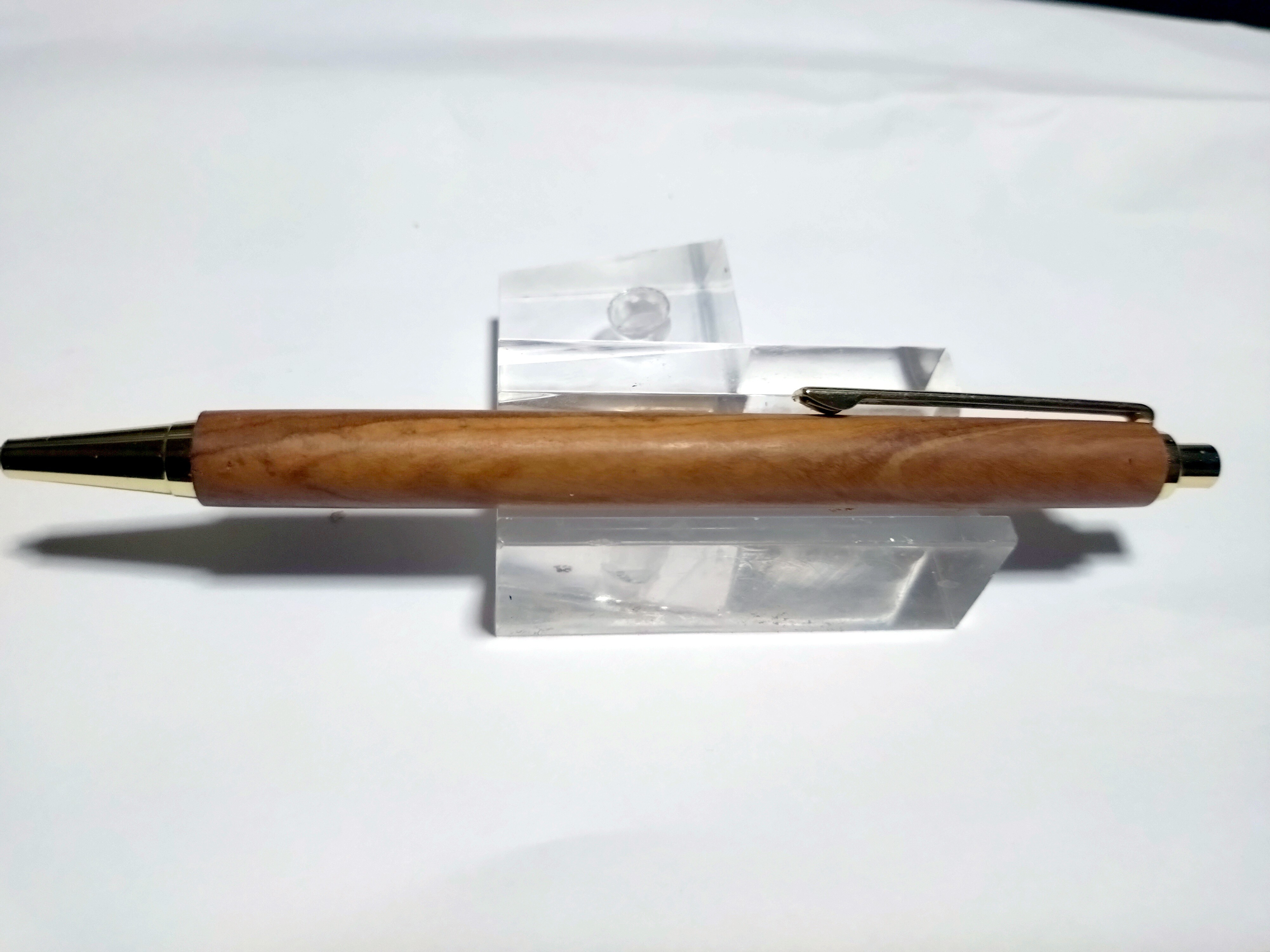 オリーブの瘤材　地中海産 ワンピースタイプのシャープペンシル(0.５ミリ用)