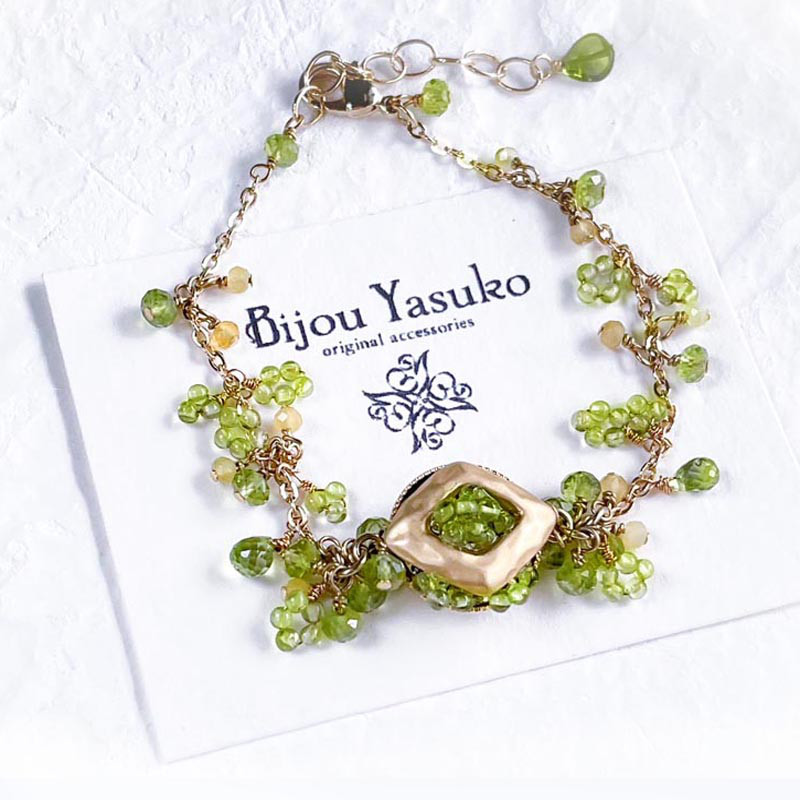 ペリドット ブレスレット 黄緑 ヴィンテージ ゴールド 誕生石 大ぶり ステンレス 14KGF 揺れる アンティーク