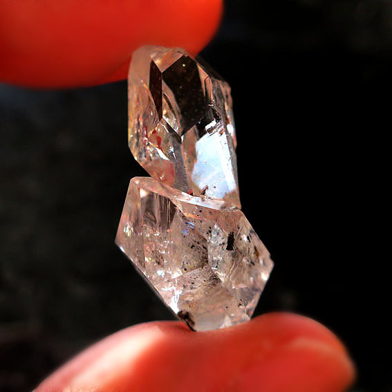ハーキマーダイヤモンド・ツインポイント原石・結晶・鉱物 28.10ct ｜春の誕生石2025