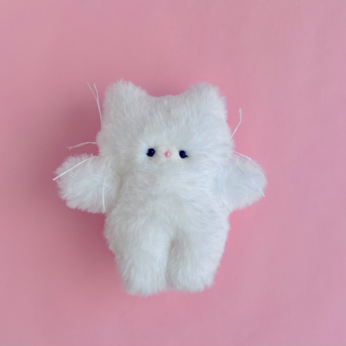 ふわふわ猫ちゃん ふんわり可愛いねこ ハンドメイドぬいぐるみ
