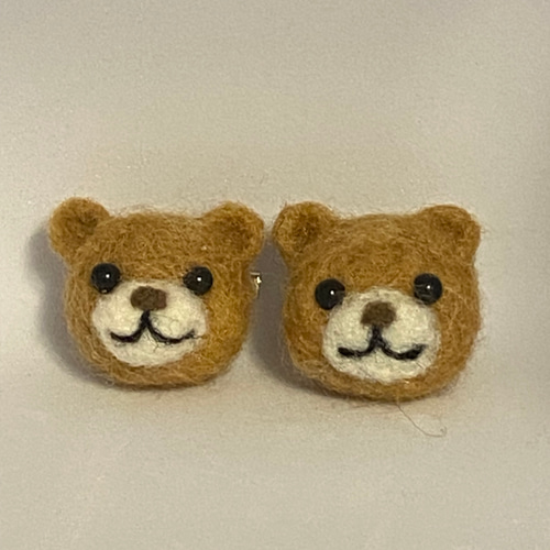 クマさんの羊毛フェルトのブローチ ブローチ りのみん 通販 19133601