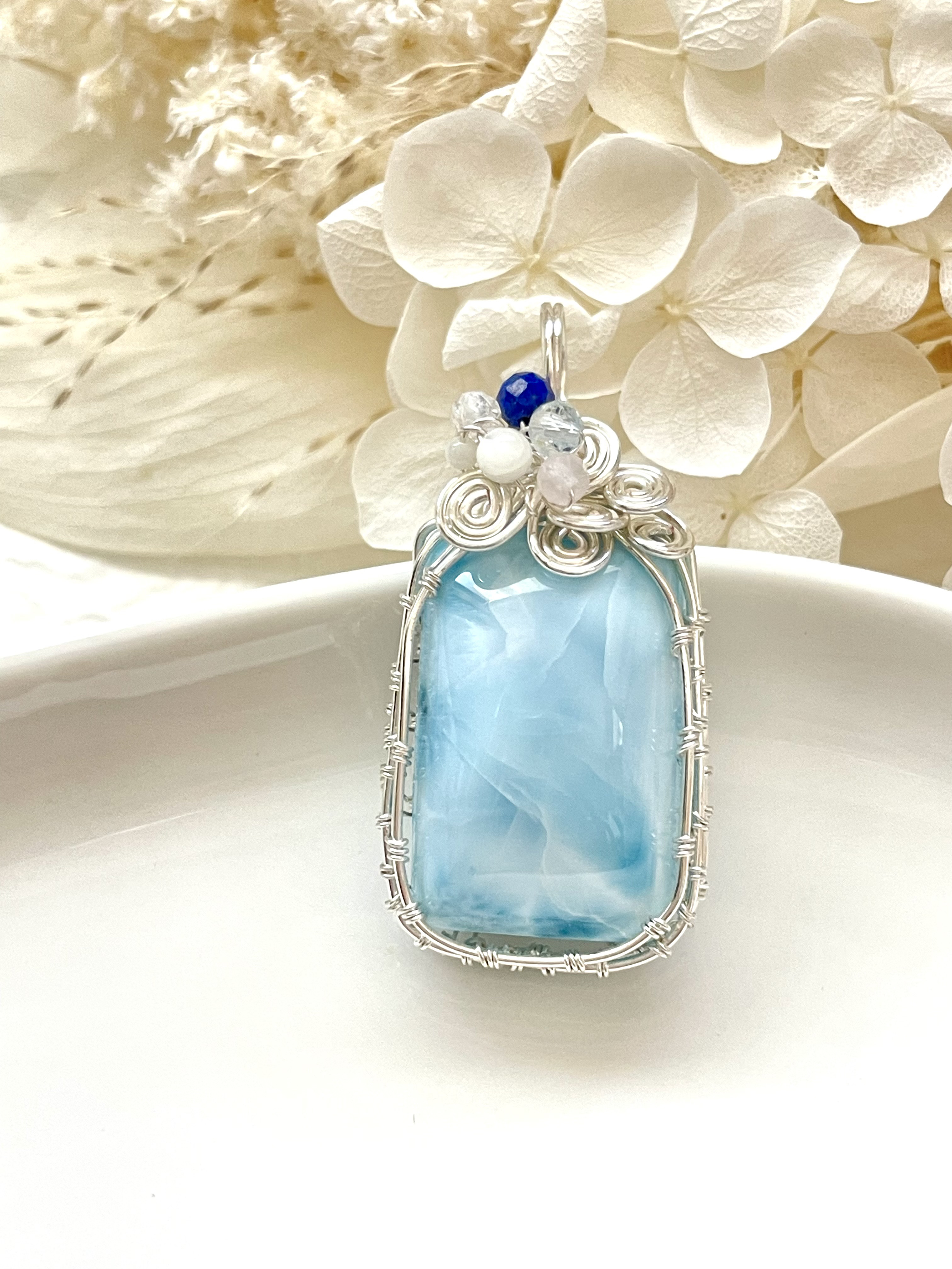 ラリマー　ペンダントトップ(天然石　天然石アクセサリー　ワイヤーアクセサリー　ワイヤーアート　一点物　シャトヤンシー)