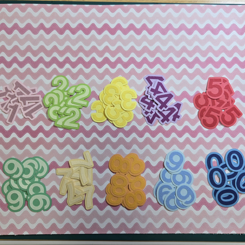 カラフル数字。100枚。アルバム。文字。色紙。寄せ書き。卒園