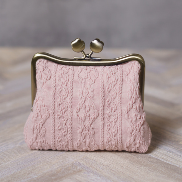 もも・にゃんこ肉球のポーチ 3枚目の画像