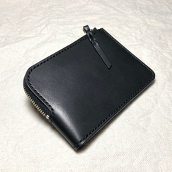 掌に収まる黒の贅沢｜栃木レザー ミニ財布 本革総手縫い コンパクト