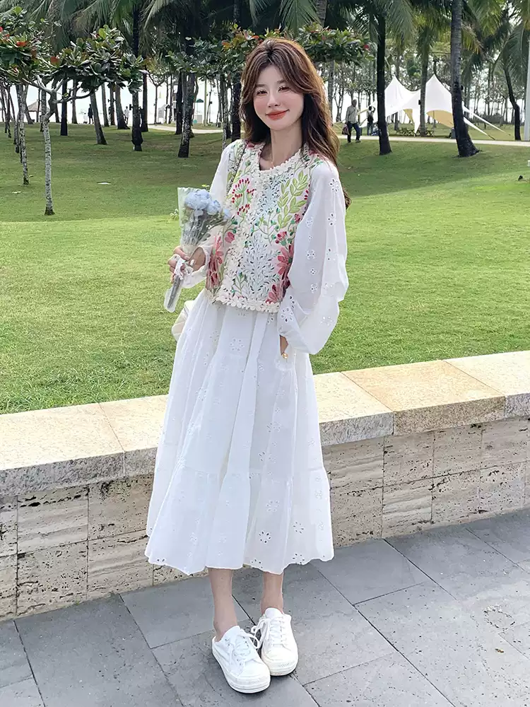 ［サイズ］ S --   バスト 約94cm / 着丈 約117cm /  M--  バスト 約98cm / 着丈 約1