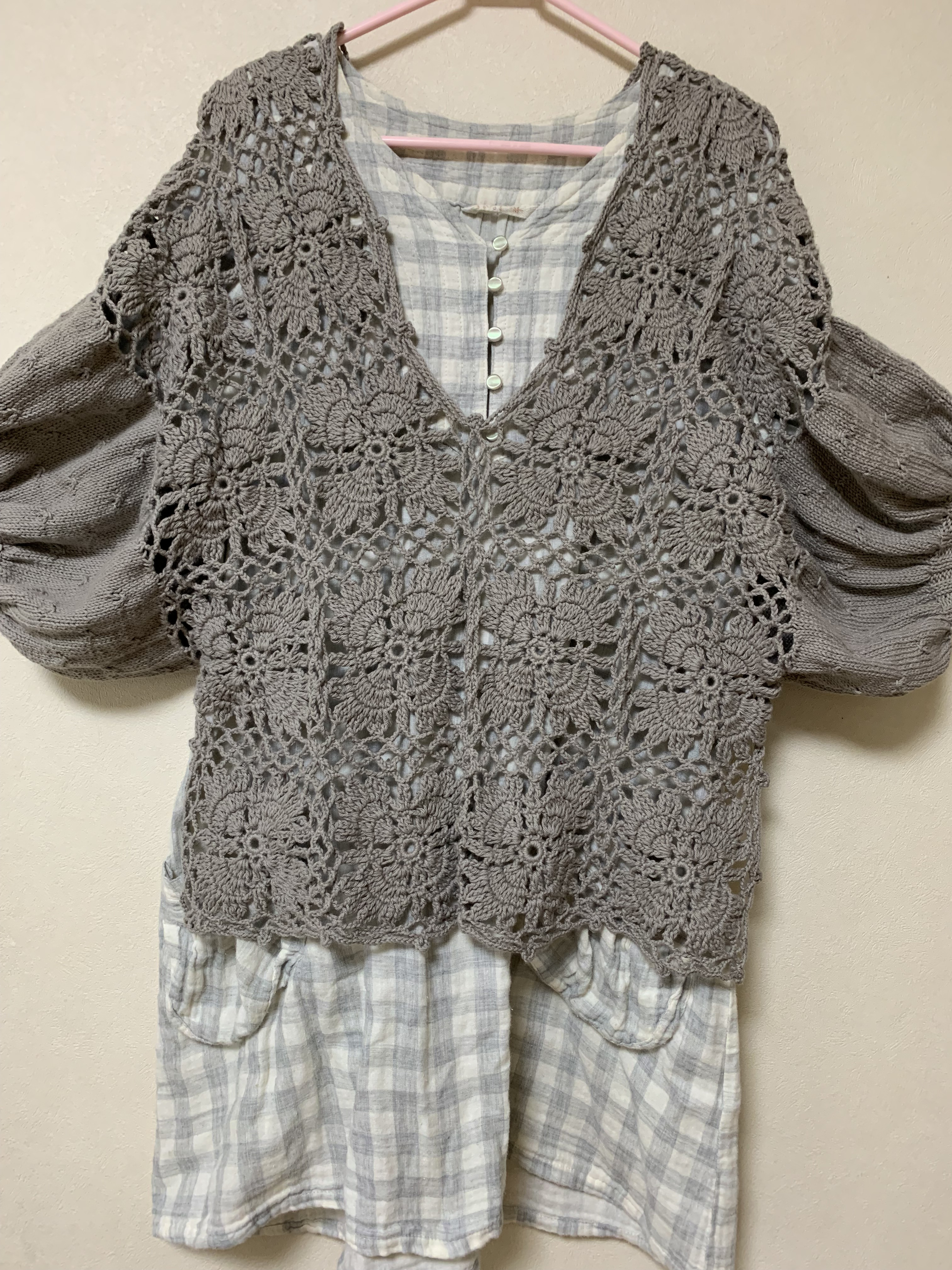 素敵なパフスリーブのプルオーバー