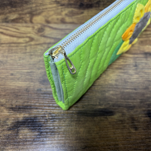 L字ファスナー長財布 真夏のひまわり ハワイアンキルト 長財布 coconut