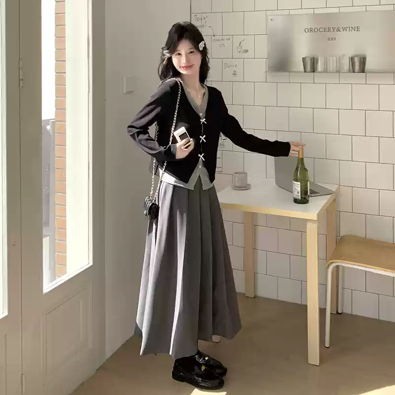 トップスとスカートの2点セット#定番 #人気 やや薄手 結婚式 演奏会 レトロ可愛い 唯一無二 着物ドレス 柔らかい 演