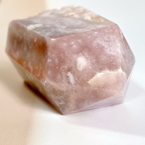 J⭐️月⭐️チェリーブロッサム⭐️ピンク⭐️桜瑪瑙⭐️花瑪瑙⭐️フラワーアゲート⭐️水晶⭐️恋愛 桜アゲート ポイント／桜瑪瑙／チェリーブロッサムアゲート その他置物