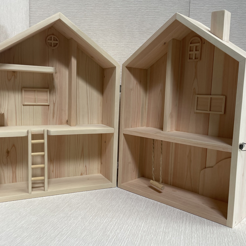 クッキー様＊kyo＊ハンドメイド＊ドールハウス他＊Jiji＊扉付き壁掛け飾り棚他 ブック型ドールハウス（ヒノキ材） その他家具 かけはし君 通販
