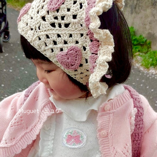 ハンドメイド☺︎バブーシュカ付きバラクラバモチーフ☺︎ピースマークスマイルお花ハート ハンドメイド︎バブーシュカ付きバラクラバモチーフ︎ピース