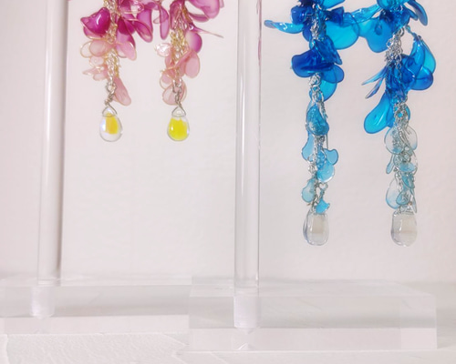 恋に酔う藤の花のピアス ディップフラワー ピアス（スタッド・一粒