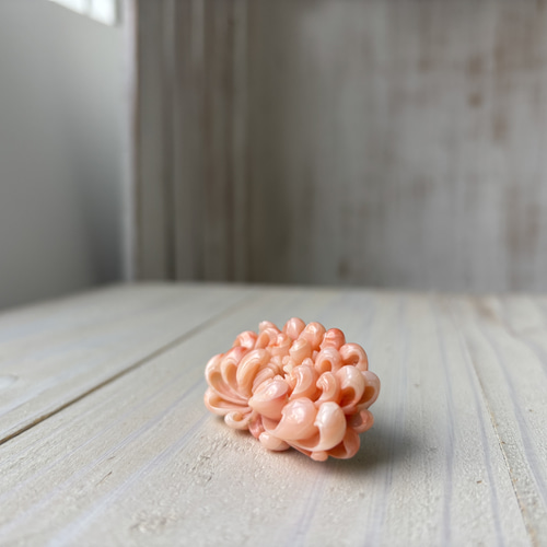 珊瑚の帯留.〜乱菊咲き乱れ〜 長期持ち越し品 その他アクセサリー