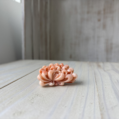 珊瑚の帯留.〜乱菊咲き乱れ〜 長期持ち越し品 その他アクセサリー