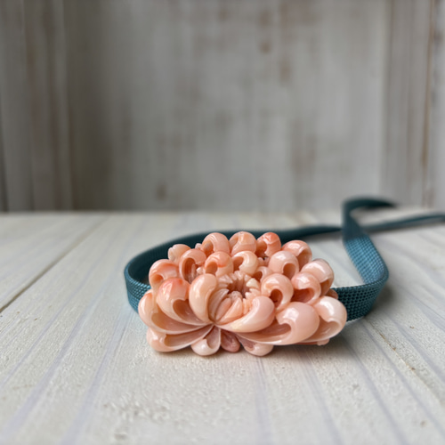 珊瑚の帯留.〜乱菊咲き乱れ〜 長期持ち越し品 その他アクセサリー