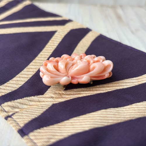 珊瑚の帯留.〜乱菊咲き乱れ〜 長期持ち越し品 その他アクセサリー