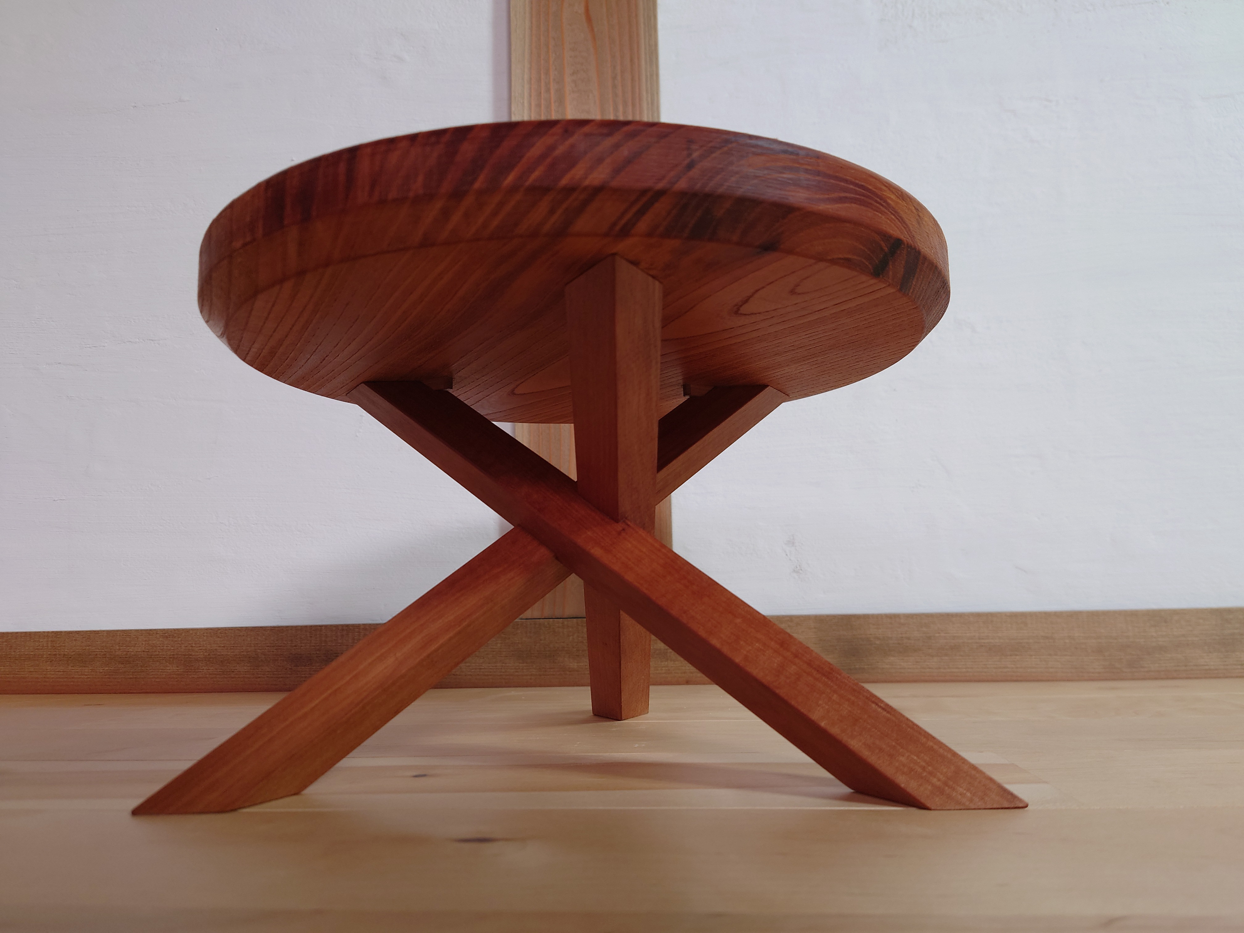 椅子 チビ椅子 ミニイス  丸椅子 スツール  サイドテーブル 3脚 美脚 アート プランター台 置き配台 木製 5,600円