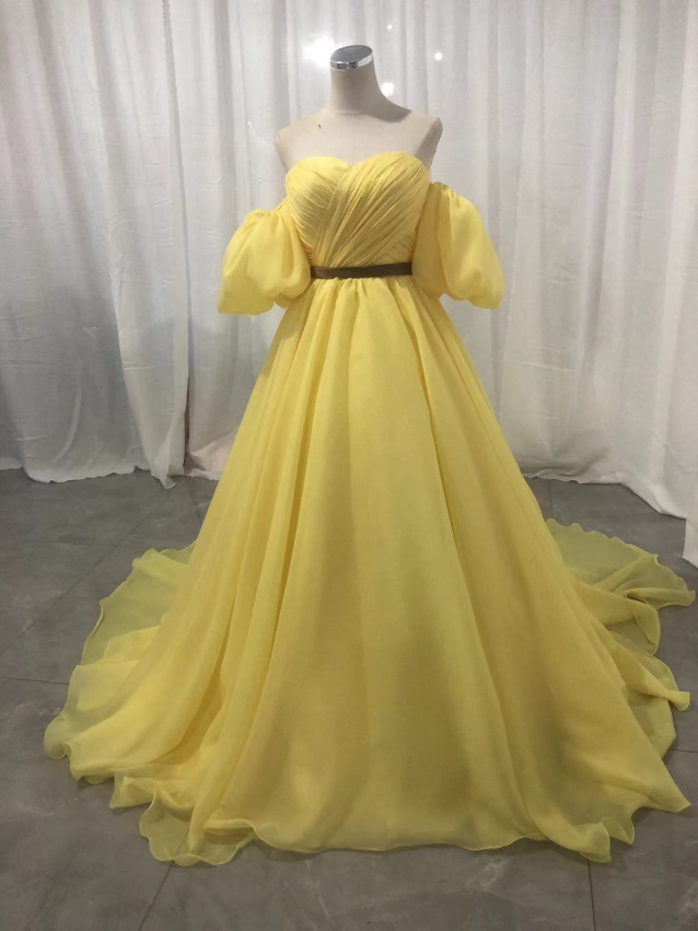 カラードレス イエロー 楊柳オーガンジー ベアトップ パフスリーブ 編み上げ 二次会