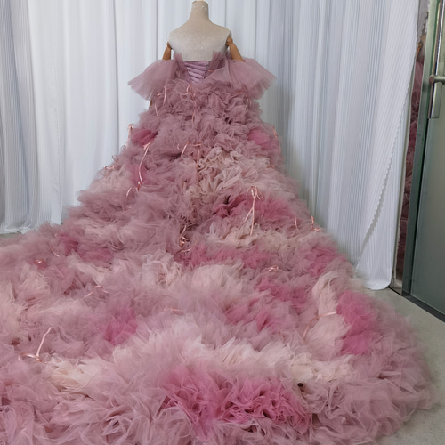 ウェディングドレス(カラードレス・ピンク・モコモコ) 実例写真！カラードレス ピンク もこもこドレス リボン 編み上げ