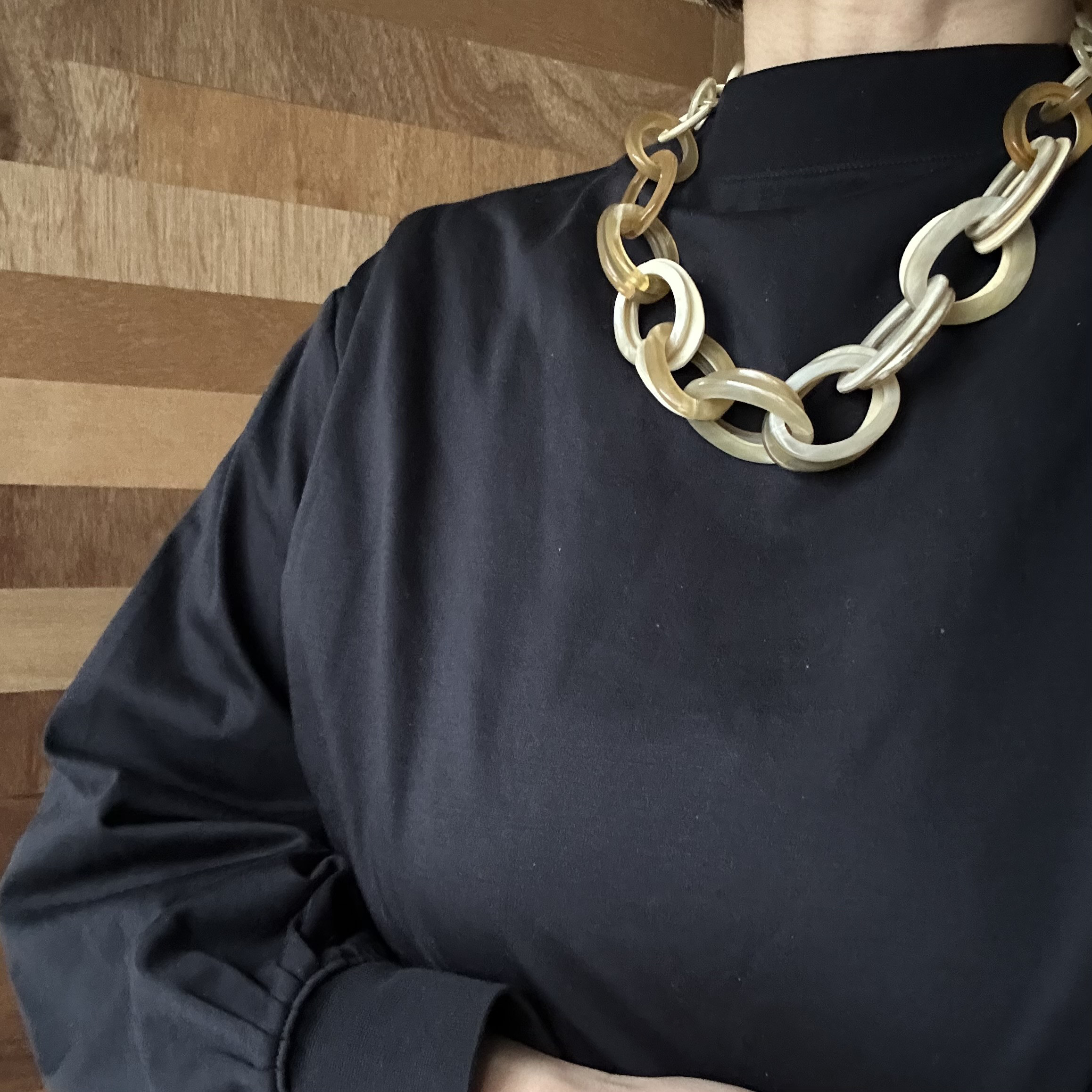 二重オーバル　バッファローホーンネックレス　オリジナル　水牛　軽量　天然素材