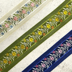 0.35m ◇ フランス製リボン ◇ ボタニカル柄 ◇ ライトベージュ【tape-No,051-0.35】 2枚目の画像