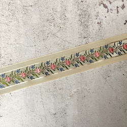 0.35m ◇ フランス製リボン ◇ ボタニカル柄 ◇ ライトベージュ【tape-No,051-0.35】 6枚目の画像