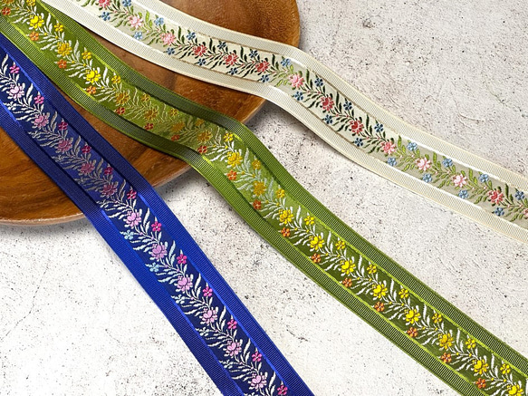 0.35m ◇ フランス製リボン ◇ ボタニカル柄 ◇ ライトベージュ【tape-No,051-0.35】 10枚目の画像