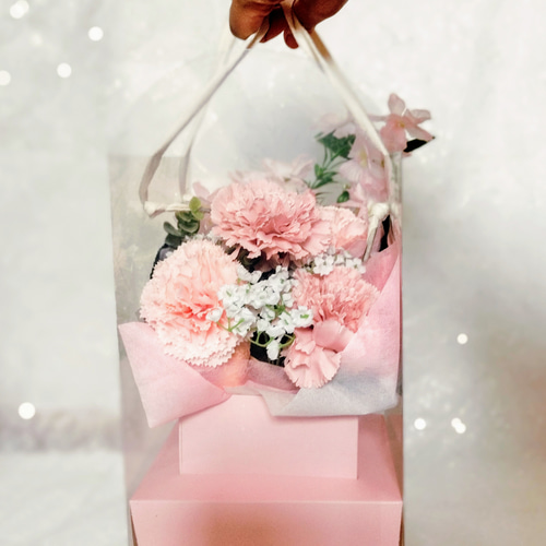 ❤️カーネーション　豪華！造花アレンジメント！新作！新品！ カーネーションのリバティボックスアレンジお祝いギフト インテリア