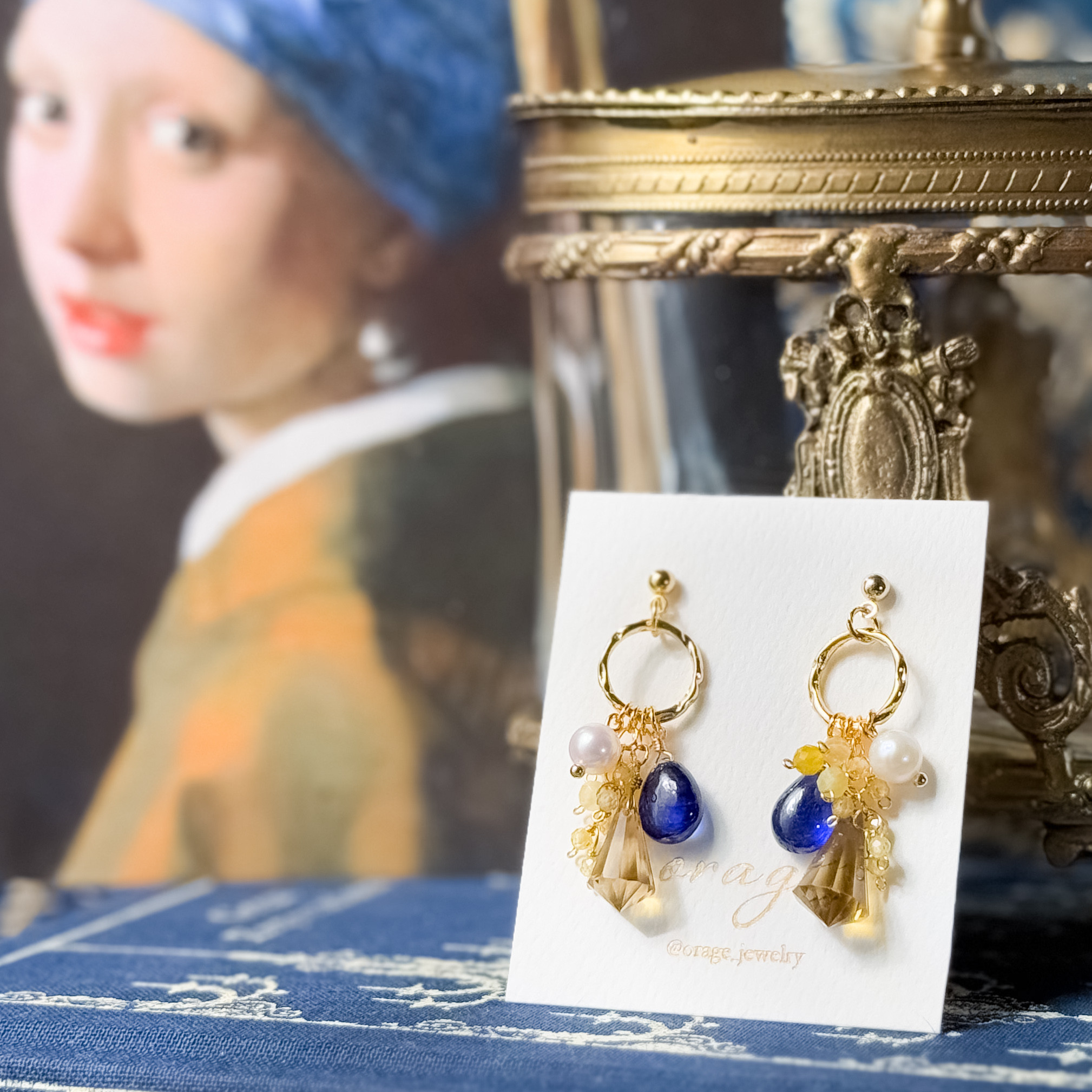 真珠の耳飾りの少女のピアス　イヤリングに変更可　フェルメール　絵画　金属アレルギー対応　サージカルステンレス