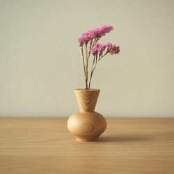 天然木の花器【栗・クリ】一点物・一輪挿し・フラワーベース 6枚目の画像