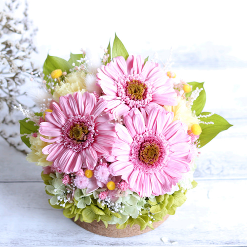 ✨大人気✨バラミックスプリザアレンジ✨ラッピングのまま飾れますよ✨ ✨特大✨高級感のある淡い紫＆水色ミックスバラプリザ