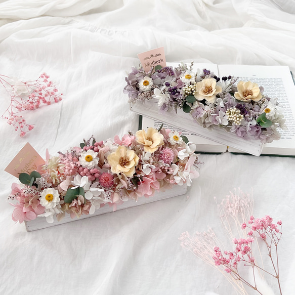 選べる2色　バトンアレンジ　ギフト　プリザーブドフラワー　誕生日　結婚祝い　花　アレンジメント 1枚目の画像