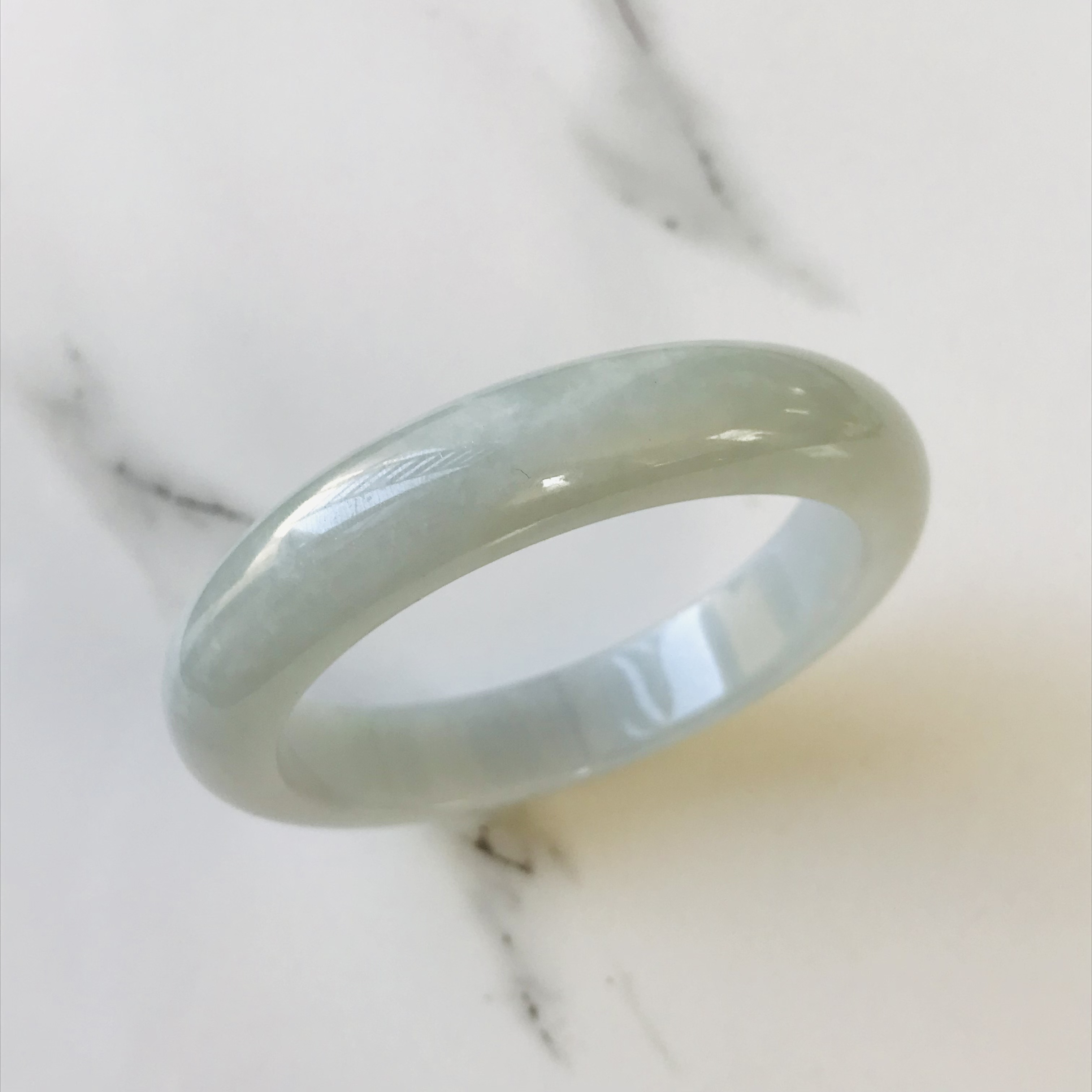 【B1510-0165】ジェイド　翡翠　ヒスイ　一点もの　希少　バングル　ミャンマー産　54.3mm