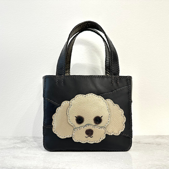 本革★パッチワーク★手縫　カバン　お散歩バッグ　トイプードル　プードル　チワプー 本革☆パッチワーク☆手縫い カバン お散歩バッグ ハンドメイド