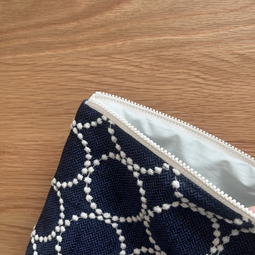 mina perhonen tambourine 大きめポーチ ネイビー ミナペルホネン の