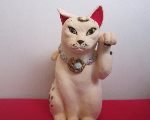 招き猫　縁起物　置物　新品　赤耳猫 招き猫 縁起物 置物 赤耳猫 c44 招き猫 すず音窯 通販 19140180